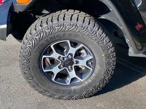 Used 2022 Jeep Wrangler Unlimited Rubicon w/ LED Lighting Group image 6