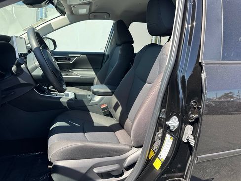 Certified 2025 Toyota RAV4 LE FWD image 8