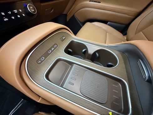 Used 2026 Hyundai Palisade Calligraphy AWD/4WD image 23