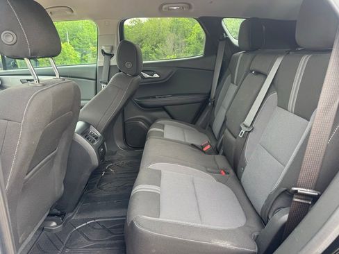 Used 2024 Chevrolet Blazer LT w/ LPO, Floor Liner Package FWD image 12