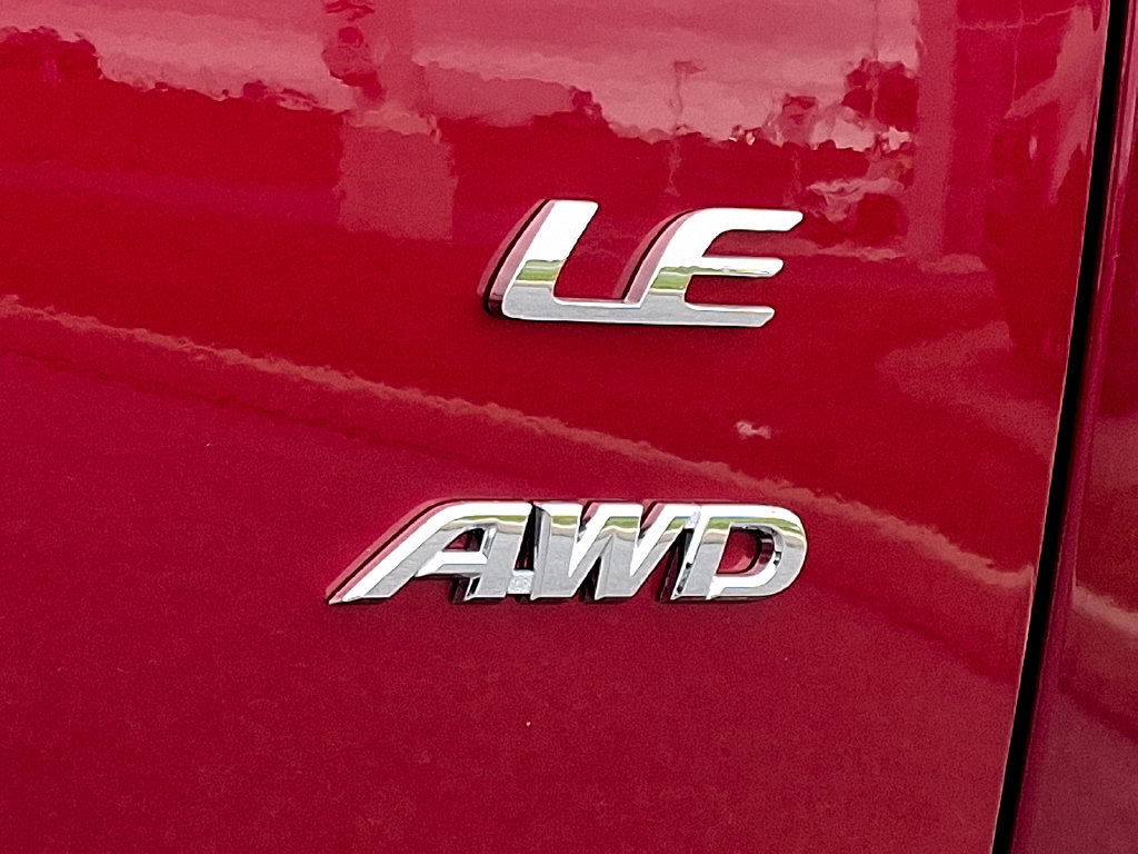 Used 2026 Toyota Corolla Cross LE w/ Moonroof Package AWD/4WD image 31