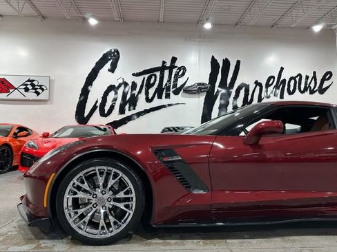 Used 2016 Chevrolet Corvette Z06 w/ 3LZ Preferred Equipment Group RWD image 6