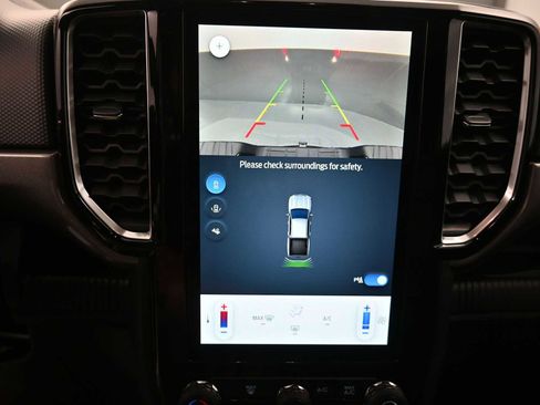 New 2025 Ford Ranger XLT w/ FX4 Off-Road Package image 36