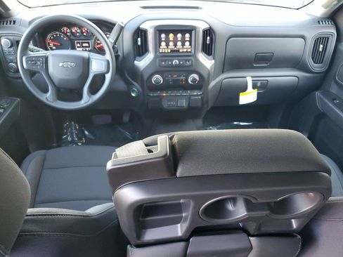 New 2026 Chevrolet Silverado 1500 Custom Trail Boss w/ LPO, Dark Essentials Package image 10