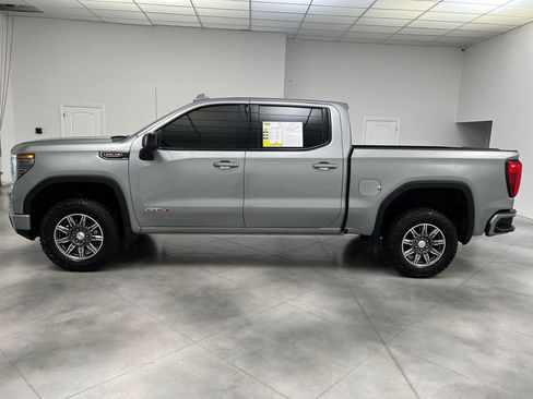 Used 2025 GMC Sierra 1500 AT4 AWD/4WD image 4