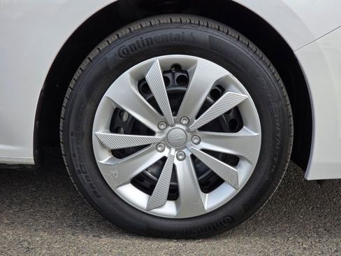 Used 2022 Subaru Impreza 2.0i image 9