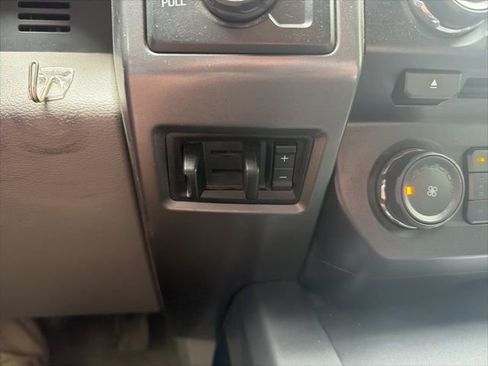 Used 2017 Ford F250 XLT w/ XLT Premium Package image 45