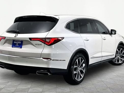 Used 2023 Acura MDX w/ Technology Package FWD image 13