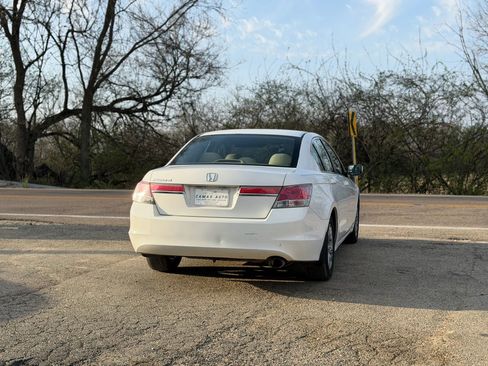 Used 2011 Honda Accord LX-P image 10