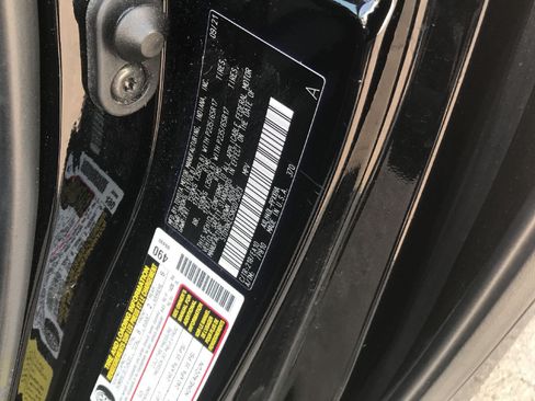 Used 2022 Toyota Sienna XLE FWD image 29
