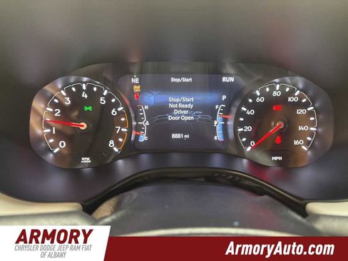 Used 2025 Jeep Compass Limited image 14