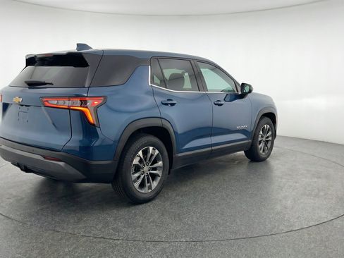Used 2025 Chevrolet Equinox LT FWD image 9