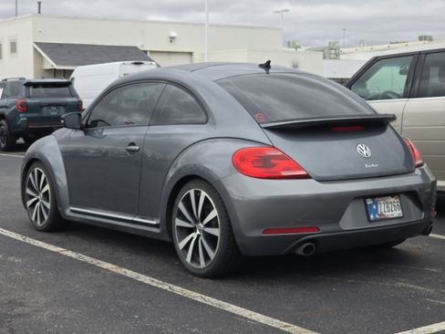 Used 2012 Volkswagen Beetle 2.0T w/ Lamp & Wheel Pkg image 5
