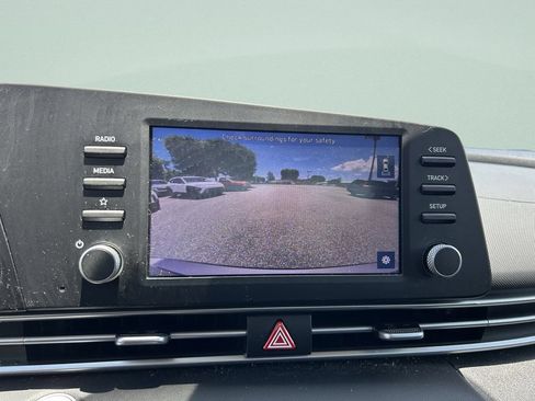 Certified 2023 Hyundai Elantra SEL w/ Preferred Accessory Package FWD image 25
