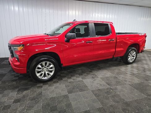 Used 2023 Chevrolet Silverado 1500 Custom AWD/4WD image 6