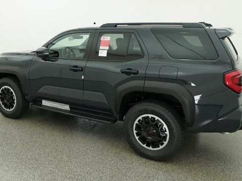 New 2026 Toyota 4Runner TRD Off-Road Premium AWD/4WD image 4