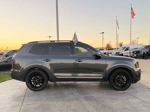 Used 2023 Kia Telluride SX X-Line image 2