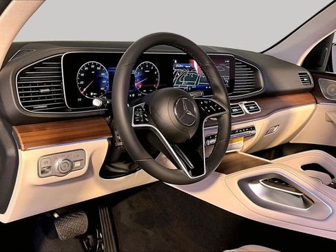 New 2026 Mercedes-Benz GLE 350 4MATIC image 9