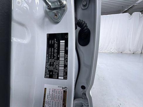 Used 2026 Toyota 4Runner Limited AWD/4WD image 15