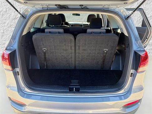Used 2020 Kia Sorento L image 12