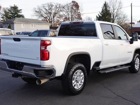 Used 2023 Chevrolet Silverado 2500 LT w/ Convenience Package image 3