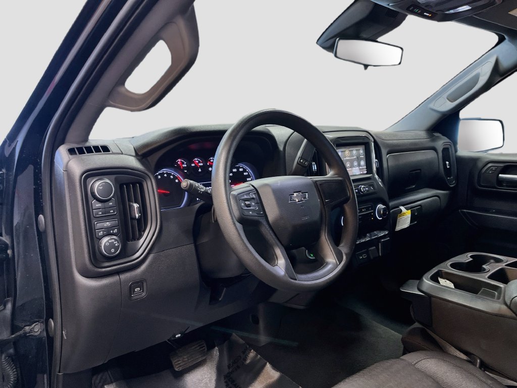 Used 2022 Chevrolet Silverado 1500 Custom Trail Boss AWD/4WD image 9