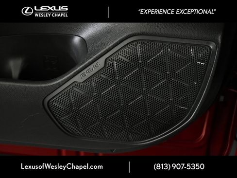 Used 2021 Toyota RAV4 LE image 37