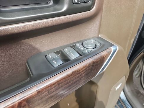 Used 2021 GMC Sierra 2500 Denali w/ Denali Ultimate Package image 23