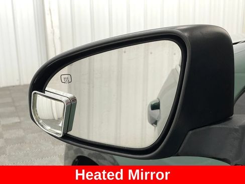 Used 2015 Toyota Corolla LE FWD image 31