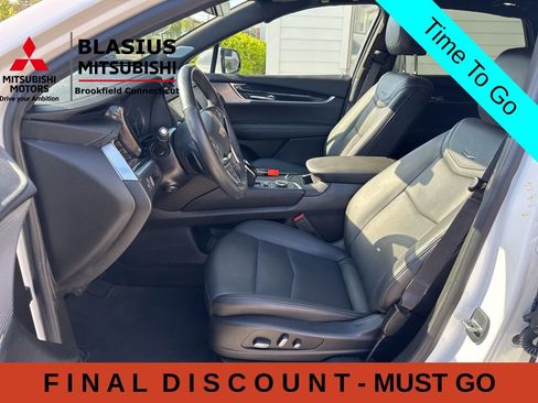 Used 2024 Cadillac XT5 Premium Luxury AWD/4WD image 23