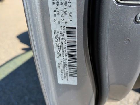 Used 2018 Dodge Journey Crossroad AWD/4WD image 37