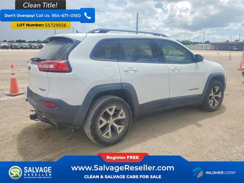 Used 2014 Jeep Cherokee Trailhawk w/ Comfort/Convenience Group AWD/4WD image 4