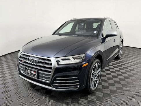 Used 2020 Audi SQ5 Premium w/ Convenience Package image 3