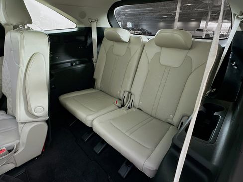 Used 2022 Kia Sorento SX image 31