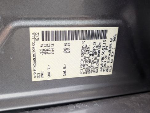 Used 2022 Nissan Maxima SR w/ Sport Mat Group FWD image 39