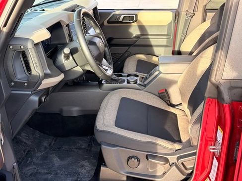 Used 2025 Ford Bronco Big Bend AWD/4WD image 9