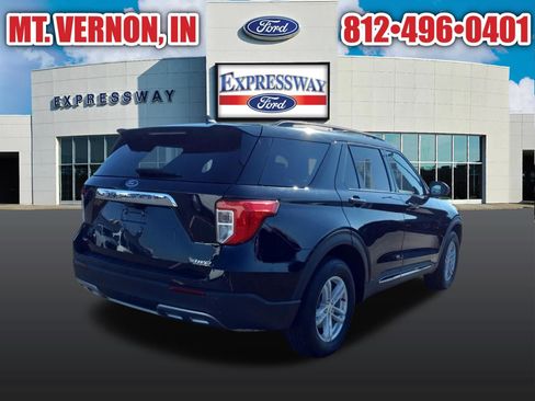 Used 2024 Ford Explorer XLT w/ Equipment Group 202A image 6