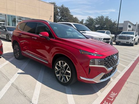 Used 2022 Hyundai Santa Fe Calligraphy FWD image 3