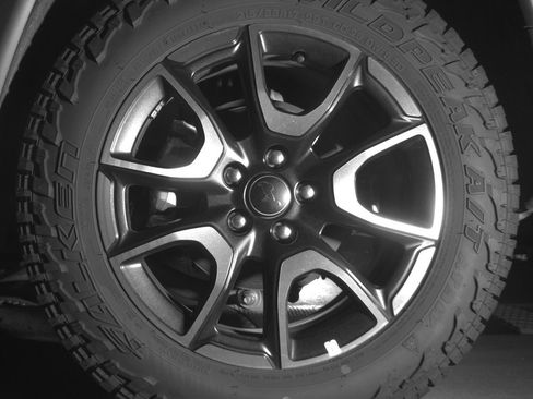 Used 2025 Jeep Compass Trailhawk image 14