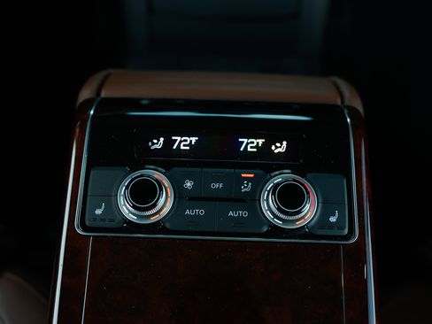 Used 2014 Audi A8 L TDI w/ Premium Package image 51