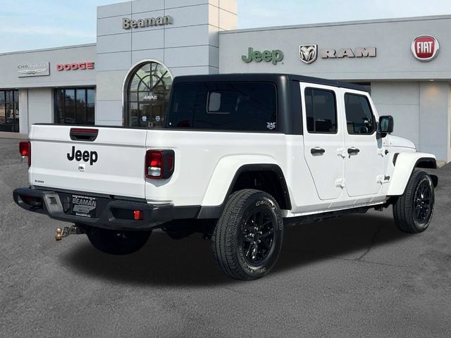 Used 2023 Jeep Gladiator Sport AWD/4WD image 7