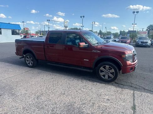 Used 2014 Ford F150 FX4 w/ Equipment Group 402A Luxury AWD/4WD image 8