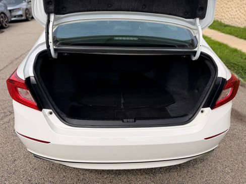 Used 2022 Honda Accord Sport image 8