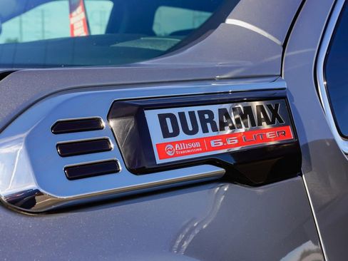 New 2026 GMC Sierra 3500 Denali w/ Denali Reserve Package image 8