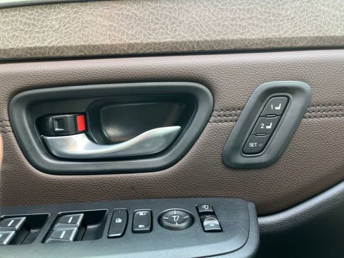 Used 2026 Honda Pilot Elite image 11