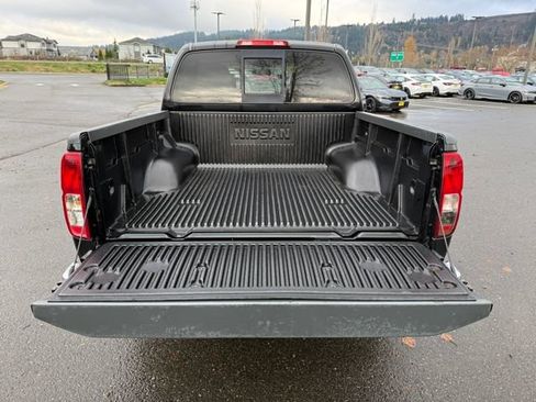 Used 2019 Nissan Frontier SV image 13