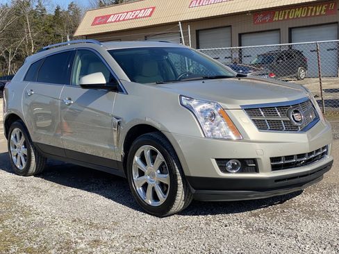 Used 2013 Cadillac SRX Performance w/ Driver Awareness Package image 3