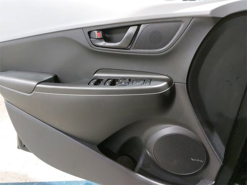 Used 2021 Hyundai Kona SEL Plus image 25