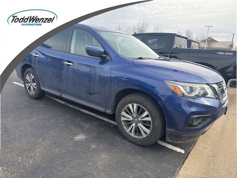 Used 2019 Nissan Pathfinder S AWD/4WD image 1