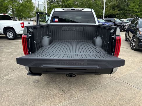 New 2026 Toyota Tundra SR5 RWD image 31
